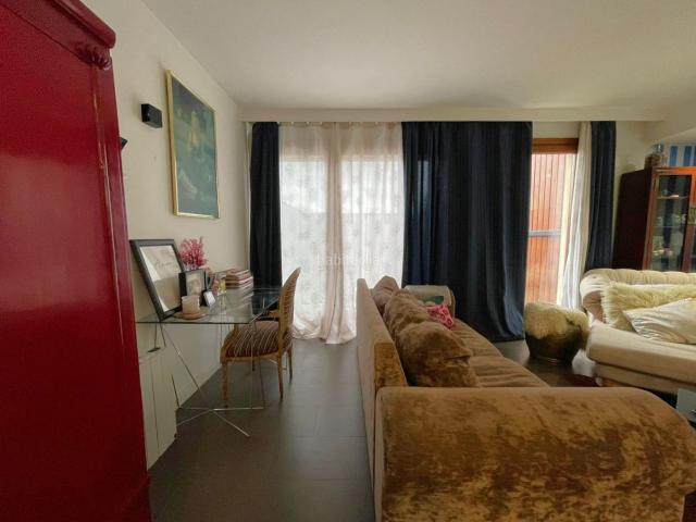 Piso en venta en Moià. En edifiio con piscina. Pisos.