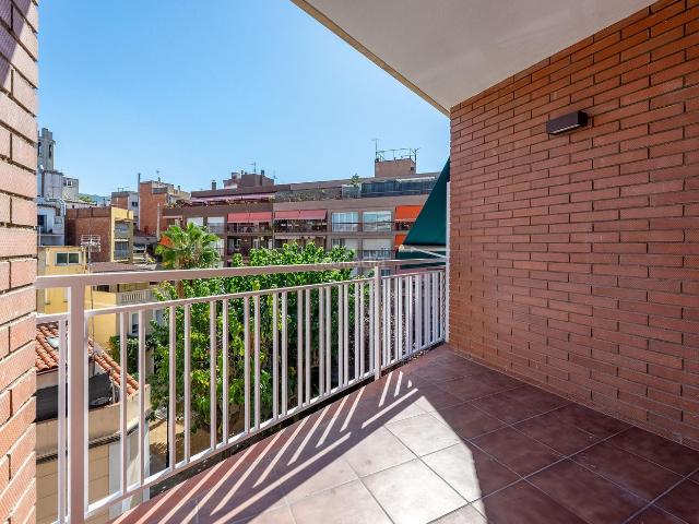 Piso en venta en Molins de Rei. En pleno centro de Molins de Rei. Pisos Molins de.