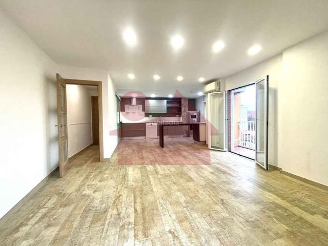Piso en venta en Mollet del Vallès, Col·legis Nous. Piso reformado muy exterior. CENTRO RAMBLA. Pisos Mollet del.