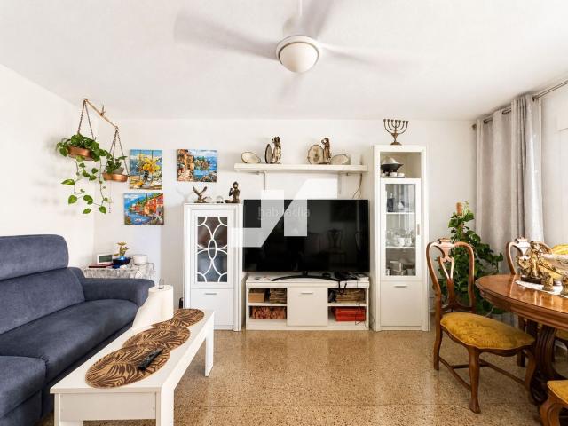 Piso en venta en Moncofa, Moncófar Playa. Piso reformado con terraza en Moncófar. Pisos.