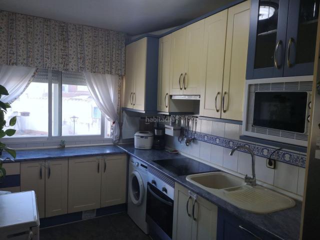 Piso en venta en Mondéjar. OPORTUNIDAD EN EL CENTRO DE MONDÉJAR! AMPLIO PISO CON GARAJE INCLUIDO. Pisos.