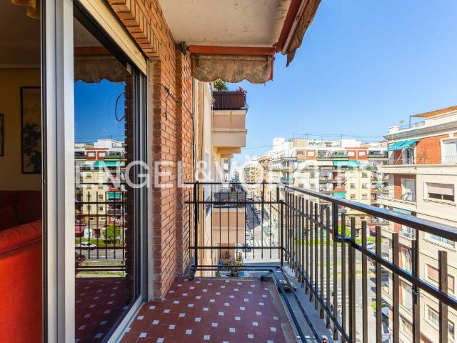 Piso en Venta en Mont Olivet