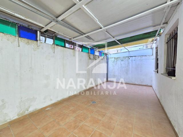 Piso en venta en Montcada i Reixac, Montcada Centre La Ribera. Piso con patio de 25 metros. Pisos Montcada i.