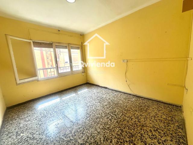 Piso en venta en Montcada i Reixac, Can Sant Joan. Piso en venta de 3 habitaciones en Montcada i Reixac. Pisos Montcada i.