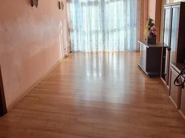 Piso en venta en Montcada i Reixac, Can Sant Joan. Piso en venta para INVERSORES en Montcada Bifurcación de 3 hab con parking. Pisos Montcada i.