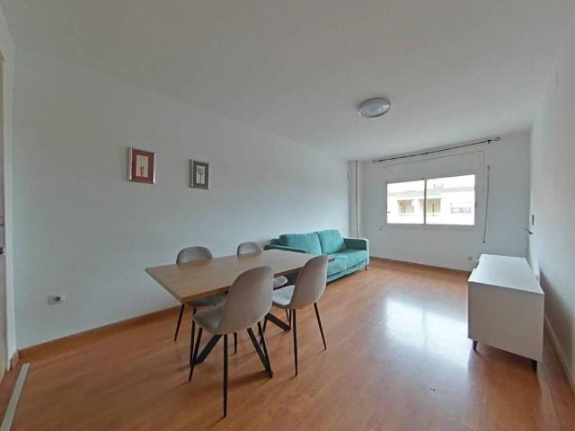 Piso en Venta en Montcada i Reixac