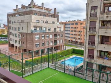 Piso en Venta en Montecerrao