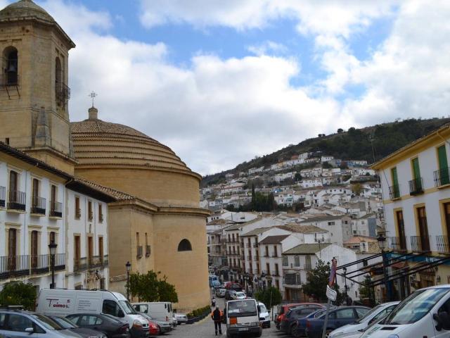 Piso en Venta en Montefrío