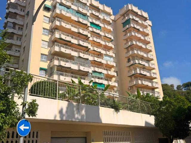 Piso en Venta en Montemar