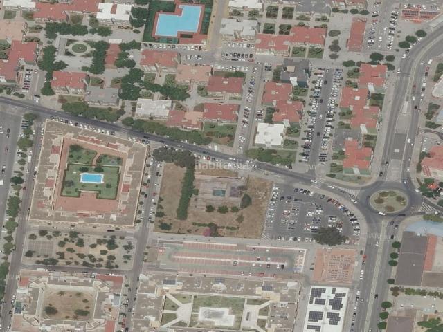 Piso en venta en Montequinto, Centro. Inmueble en Dos Hermanas. Pisos.