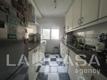 Piso en venta en Montequinto, Centro. Pisos.