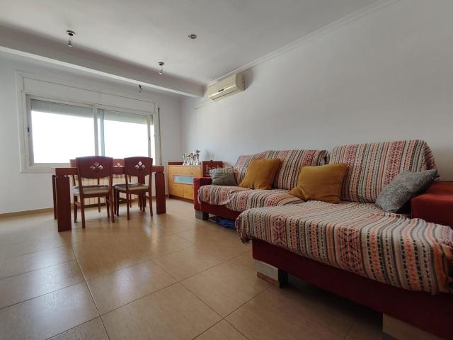 Piso en venta en Montmeló. Último piso. Sin vecinos arriba. Sin ruidos de pasos, sin techos compartidos solo cielo, vistas despejadas y luz que entra sin pe. Pisos.