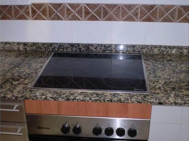 Piso en venta en calle Bv, Montornès del Vallès, de 76 m² 3 habitaciones por 251.000