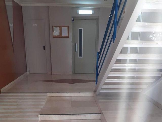 Piso en venta en rambla De Sant Sadurní, Montornès del Vallès, de 80 m² 4 habitaciones por 159.500