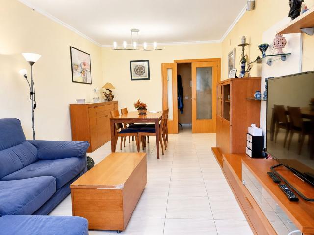 Piso en venta en Montornès del Vallès. Piso de 106 m² con Piso de 106 m² con plaza de parking incluida en Montornès del Vallès. Pisos Montornès del.