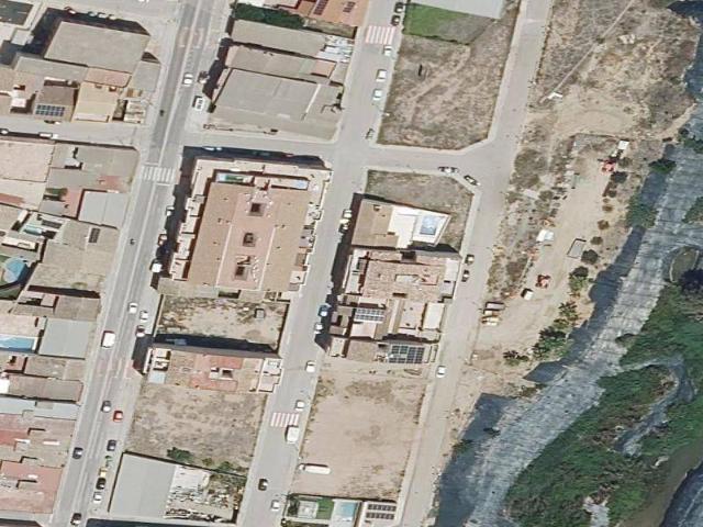 Piso en Venta en Montroi / Montroy
