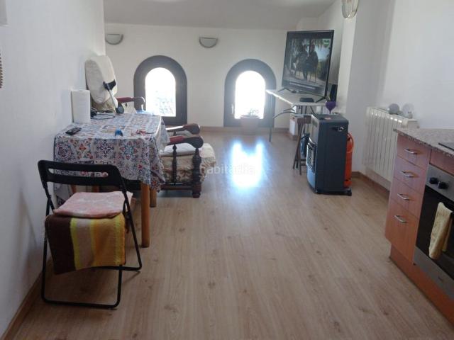 Piso en venta en Monzón. Pisos.