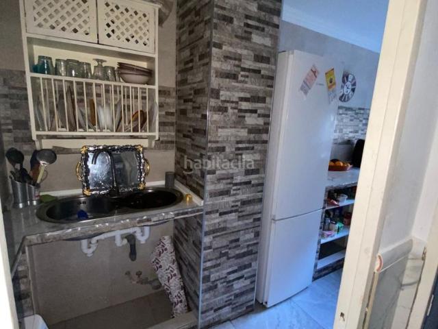 Piso en venta en Morón de la Frontera. Piso en planta 1ª con Patio y Balcón en Zona El Rancho ! financiación 100 con una cuota mensual de 290. Pisos Morón de la.