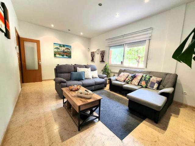 Piso en venta en Móra la Nova Costa Dorada. Pisos Móra la.