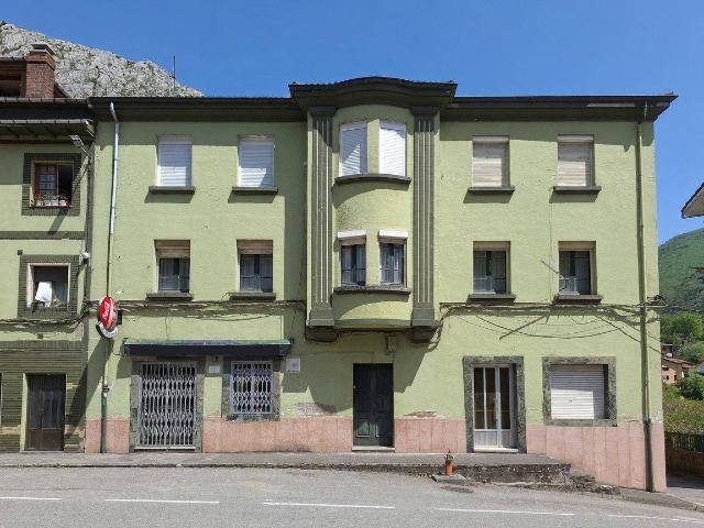 Piso en Venta en Morcín