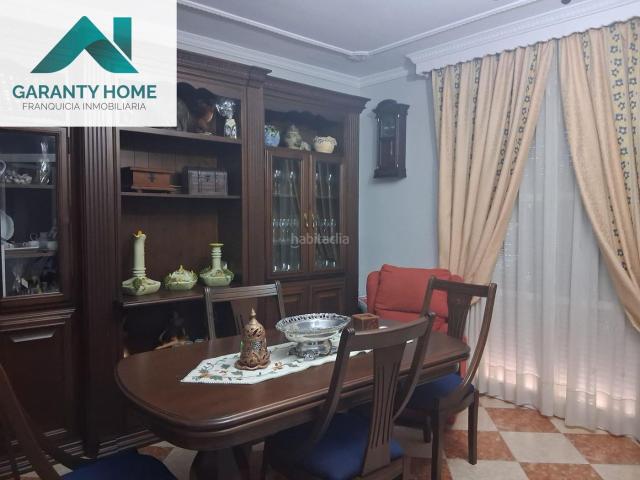 Piso en venta en Moriles. Amplio y Luminoso Piso de 175 m2 con Placas Solares. Pisos.