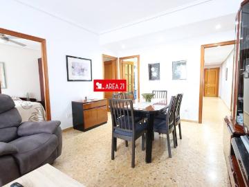 Piso en Venta en Núcleo Urbano