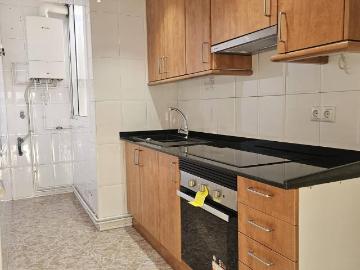 Piso en Venta en Nucli Urbà