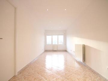 Piso en Venta en Nucli Urbà