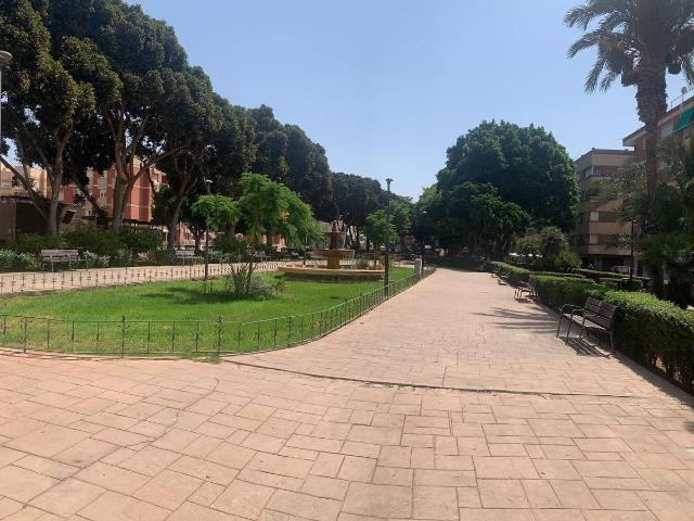 Piso en Venta en Nueva Andalucía