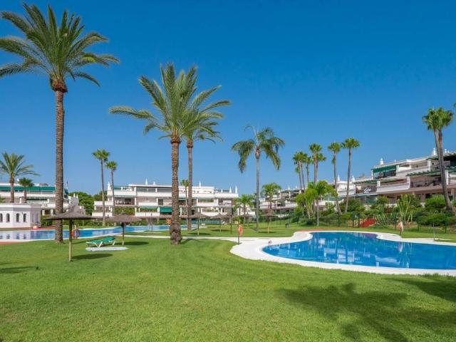 Piso en Venta en Nueva Andalucía centro