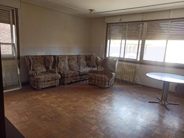 Piso en venta en Nájera. Piso 4 habitaciones Venta Nájera. Pisos.