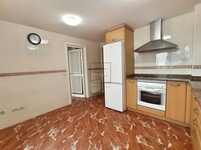Piso en venta en Narón, A Gándara. Piso con garaje y ascensor en Narón. Pisos.