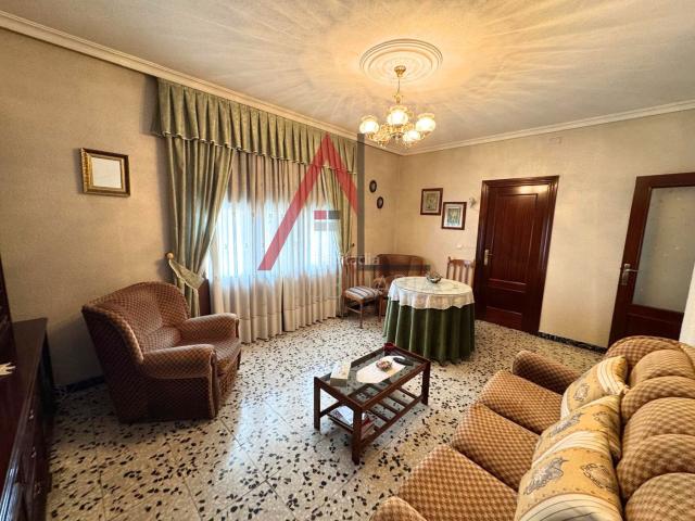 Piso en venta en Nava de la Asunción. ¡OPORTUNIDAD! ALDABA INMOBILIARIA PISO EN VENTA EN NAVA DE LA ASUNCION. Pisos Nava de la.