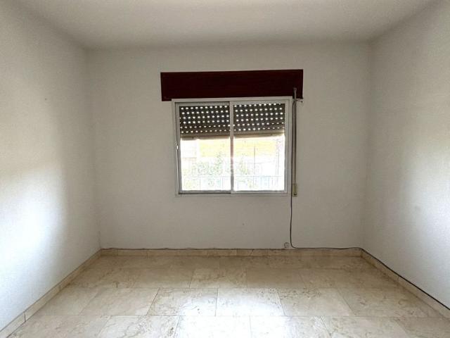 Piso en venta en Navahermosa. Piso señorial en venta en Navahermosa Avenida Nuestra Señora del Rosario. Pisos.