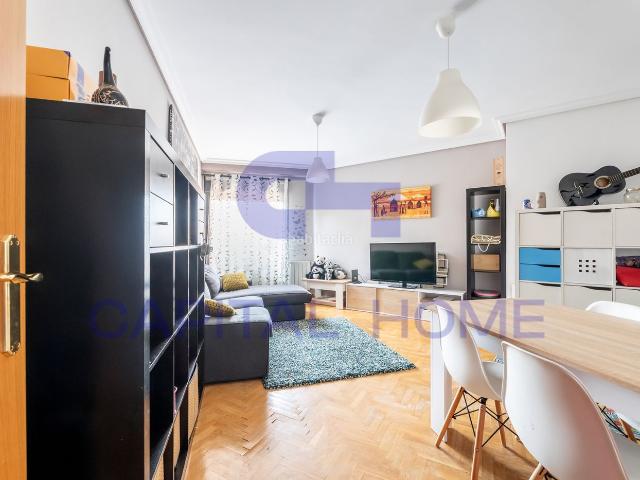Piso en venta en Navalcarnero, Centro. ¡CAPITAL HOME NAVALCARNERO VENDE EN EXCLUSIVA MARAVILLOSA VIVIENDA EN EL CENTRO!. Pisos.