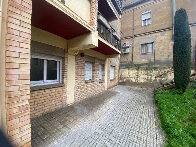 Piso en venta en Navarcles. Piso 4 habitaciones Venta Navarcles. Pisos.