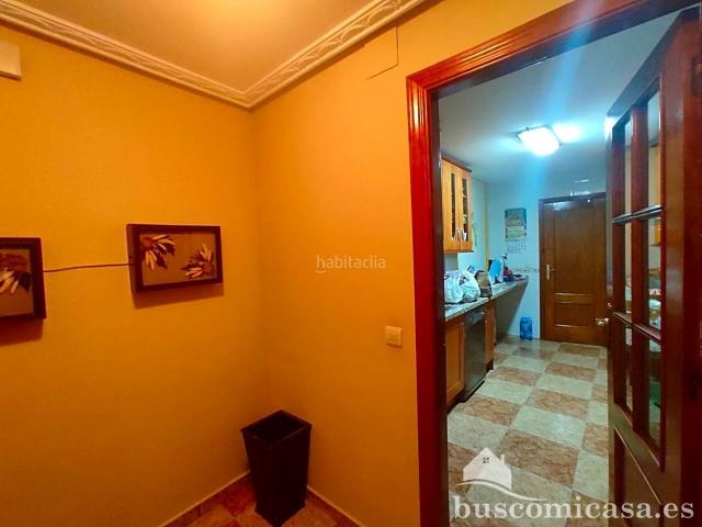 Piso en venta en Navas de San Juan. Este piso se encuentra en Calle Cervantes, Navas de San Juan, Jaén. En la segunda planta con ascensor, y con acceso directo des. Pisos Navas de San.