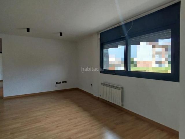 Piso en venta en Navàs. Piso alquilado en venta. Pisos.