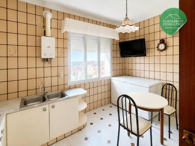Piso en venta en Navia. Pisos.
