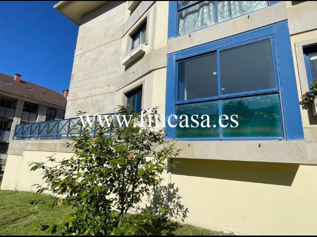 Piso en venta en Nigrán, San Pedro da Ramallosa. PISO CON TERRAZA, GARAJE, BODEGA Y ESPACIO APARTAMENTO INDEPENDIENTE, CAMINANDO TODOS SERVICIOS Y PLAYA. Pisos.