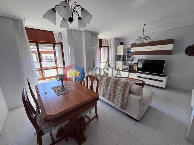 Piso en venta en Noja, Tregadín. Ático en venta en Salceda. Pisos.