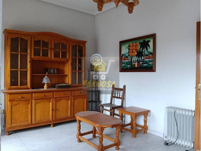 Piso en venta en Nombela. Piso y Local en venta en pleno centro de Nombela Toledo. Pisos.