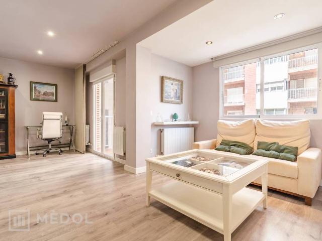 Piso en Venta en Nou Eixample Sud