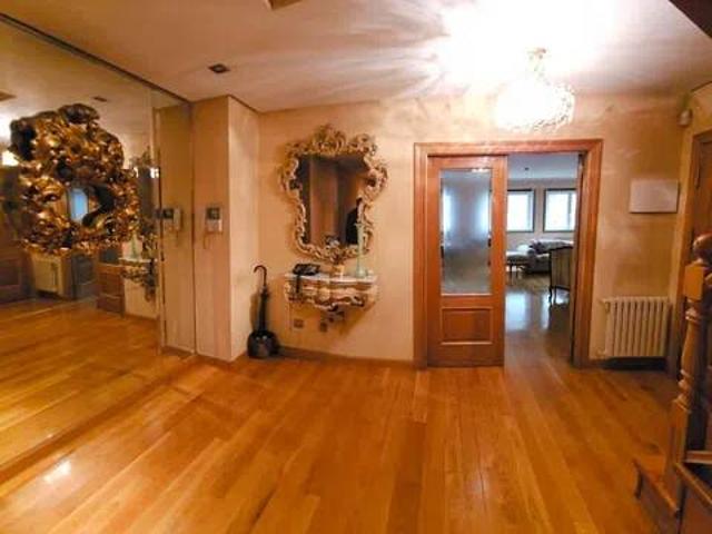 Piso en Venta en Ourense