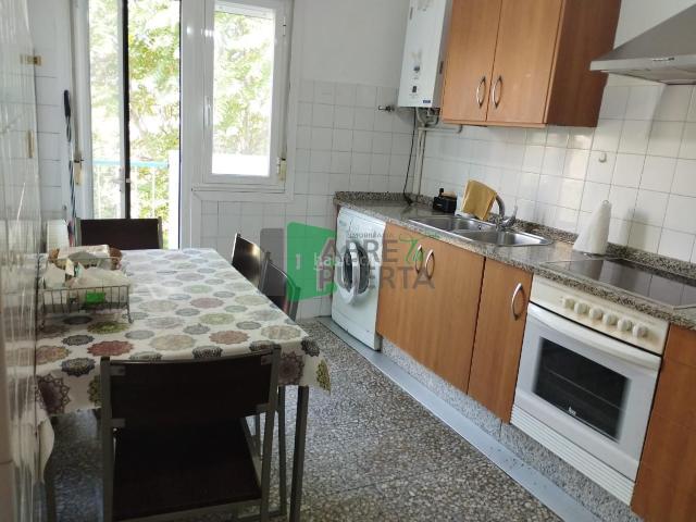 Piso en venta en Ourense, Ventiun. Pisos.