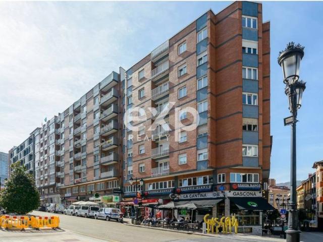 Piso en Venta en Oviedo
