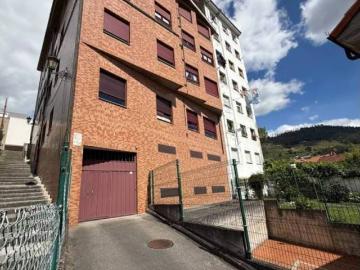 Piso en Venta en Oviedo