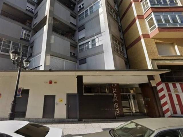 Piso en Venta en Oviedo