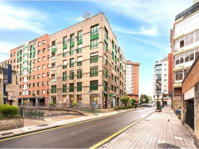 Piso en Venta en Oviedo