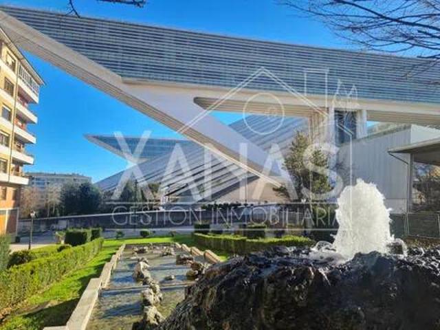 Piso en Venta en Oviedo